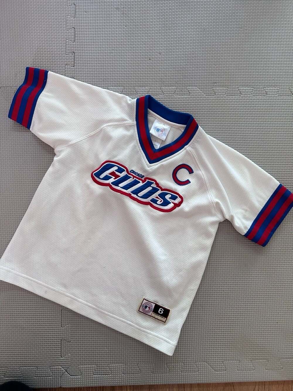 Vintage Chicago Cubs MLB Genuine Merchandise Youth Jersey Size 6